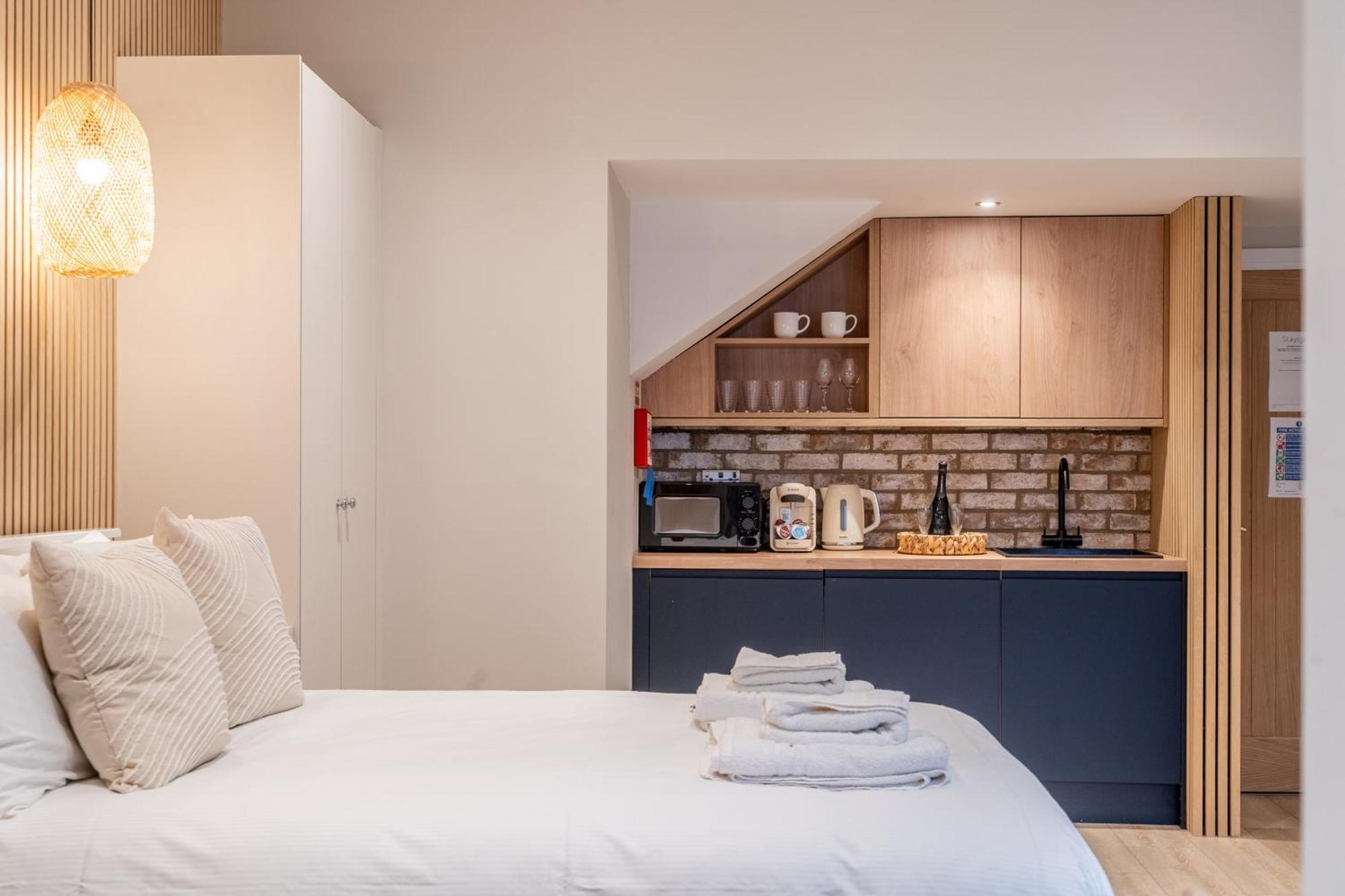 Apartment Paradise *